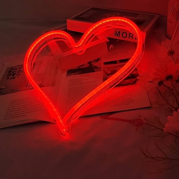 LED Neon Heart Shape Light - Picture 2 of 6